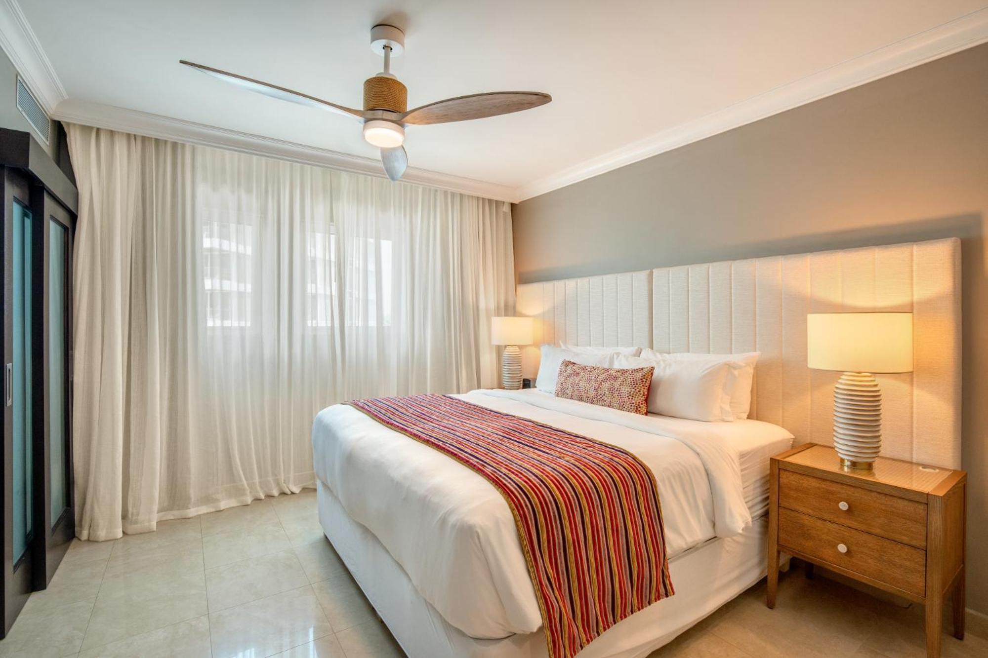 O2 Beach Club & Spa All Inclusive By Ocean Hotels 基督教堂市 外观 照片