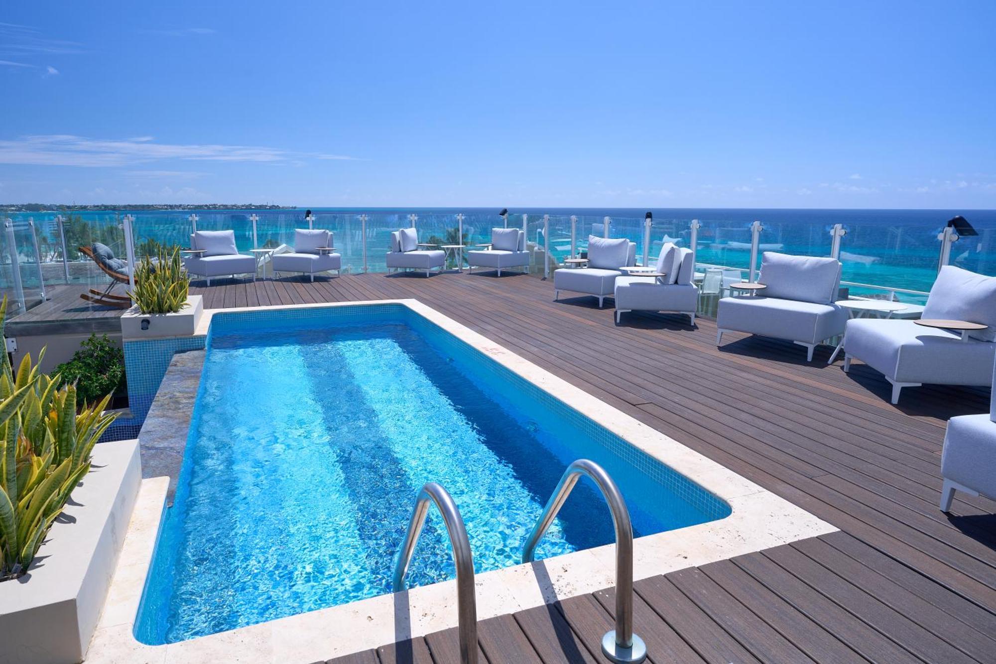 O2 Beach Club & Spa All Inclusive By Ocean Hotels 基督教堂市 外观 照片