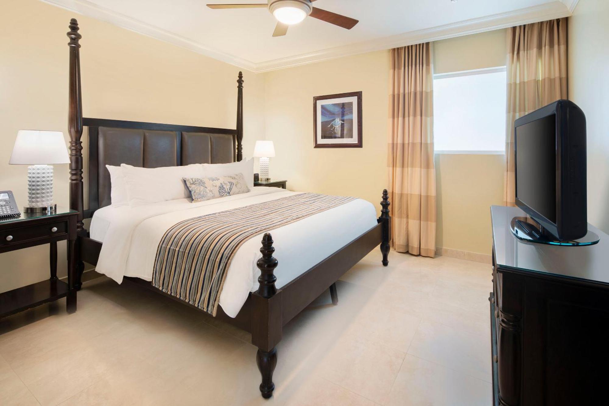 O2 Beach Club & Spa All Inclusive By Ocean Hotels 基督教堂市 外观 照片